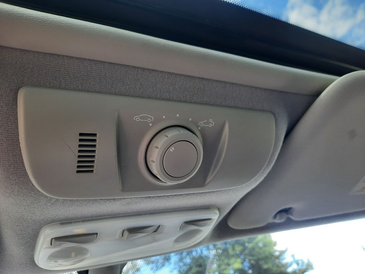 Renault Scenic - фото 25