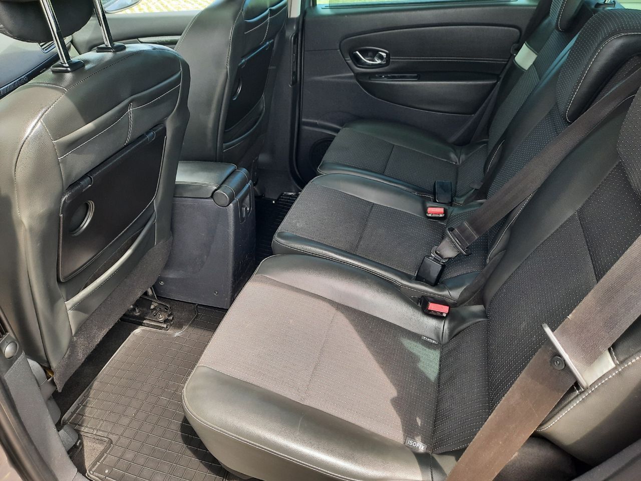 Renault Scenic - фото 4