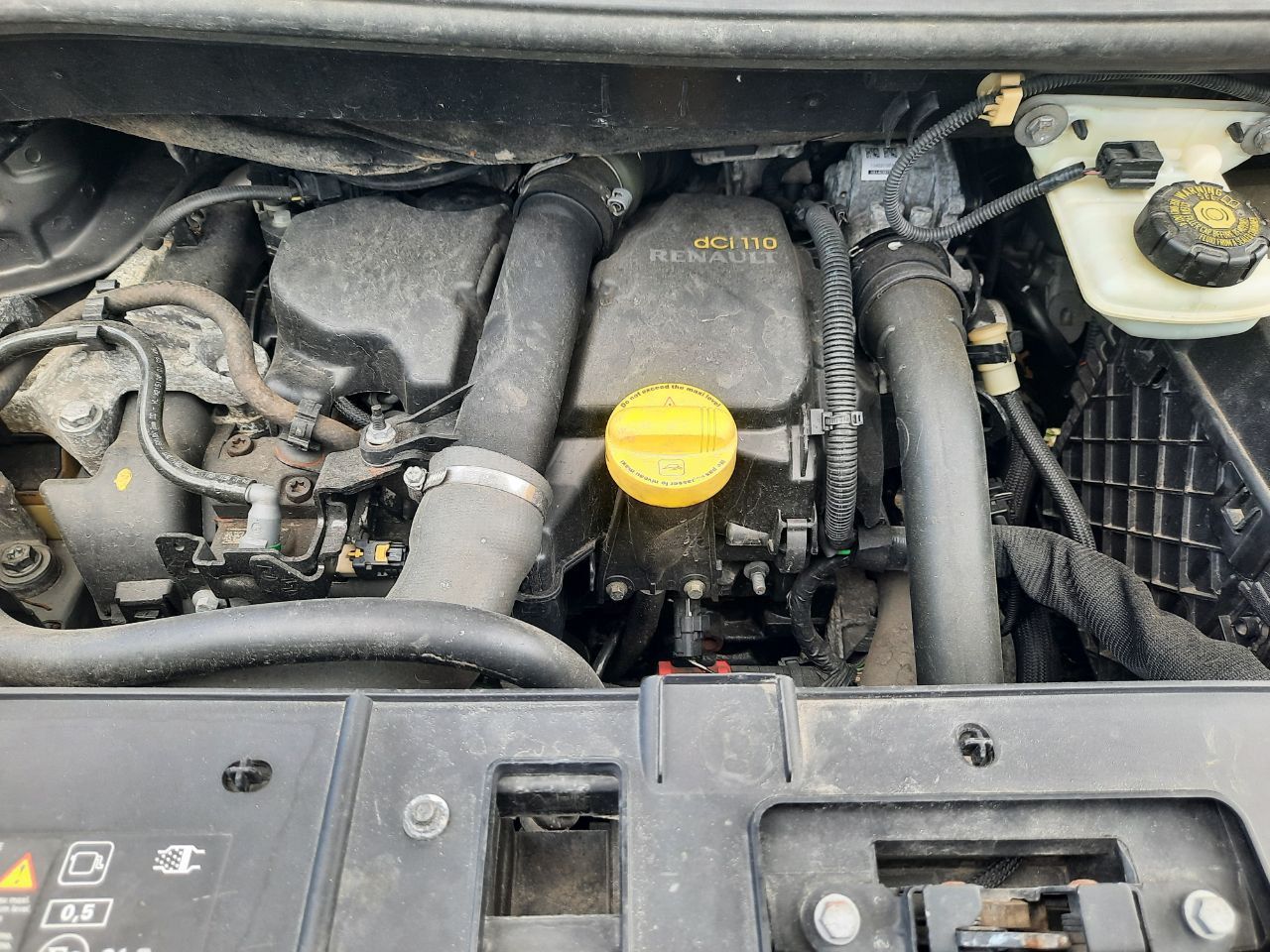 Renault Scenic - фото 22