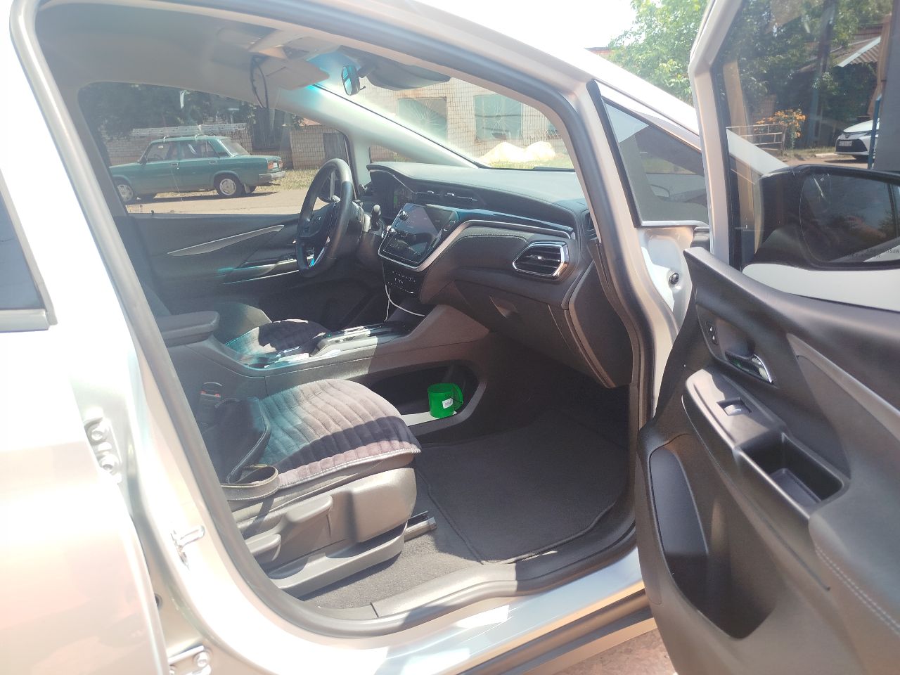 Chevrolet Bolt - фото 10