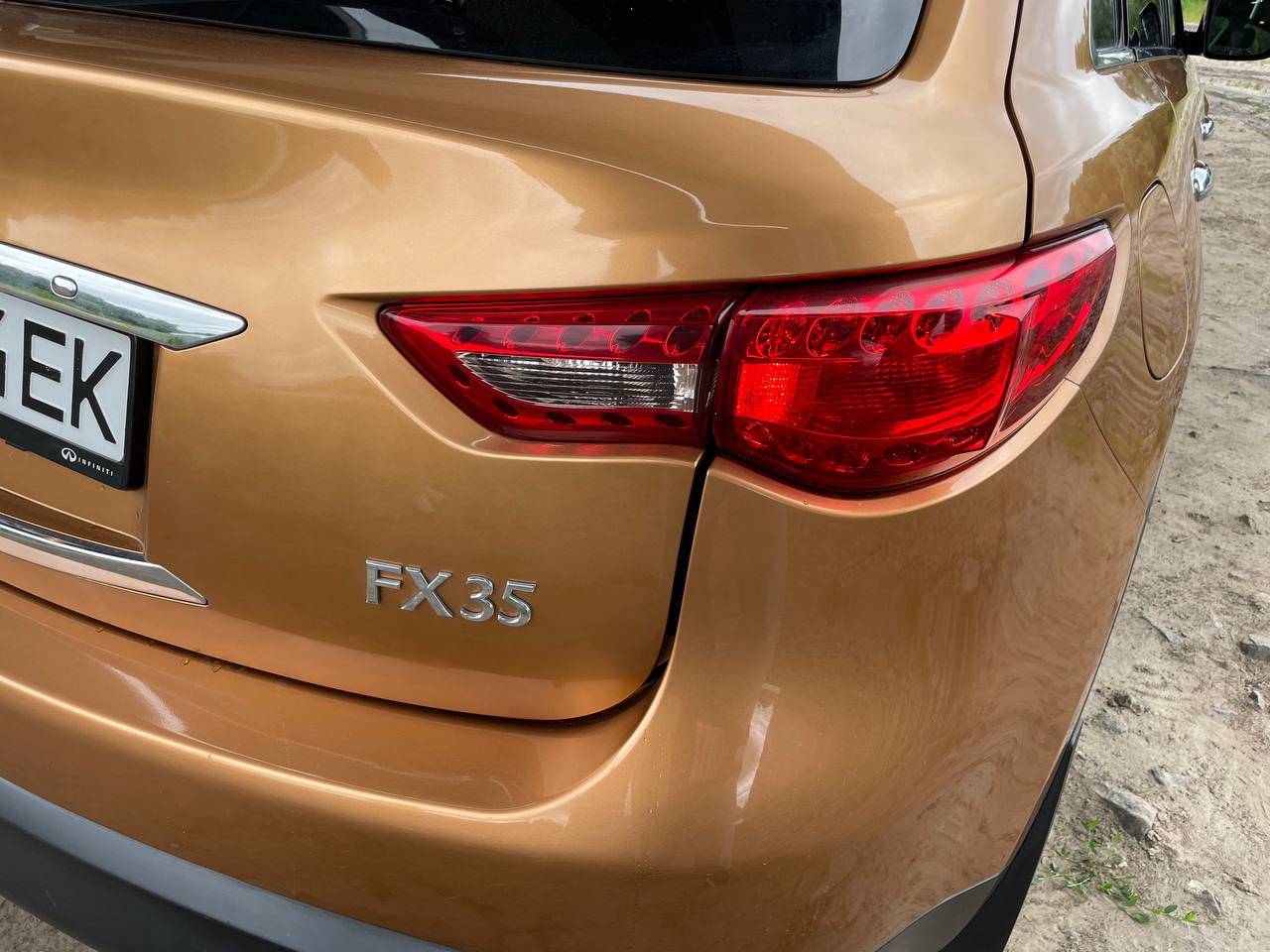 Infiniti FX - фото 11