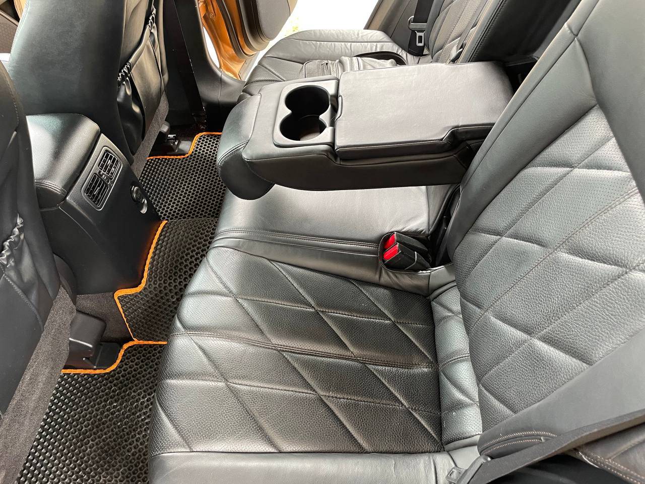 Infiniti FX - фото 38