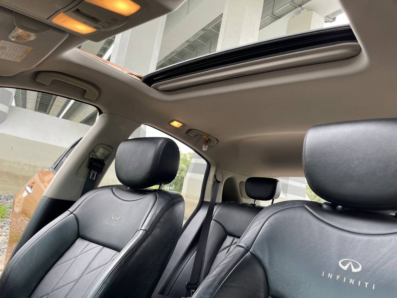 Infiniti FX - фото 27