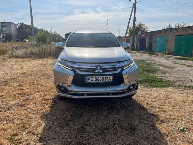 Mitsubishi Pajero Sport - фото 2