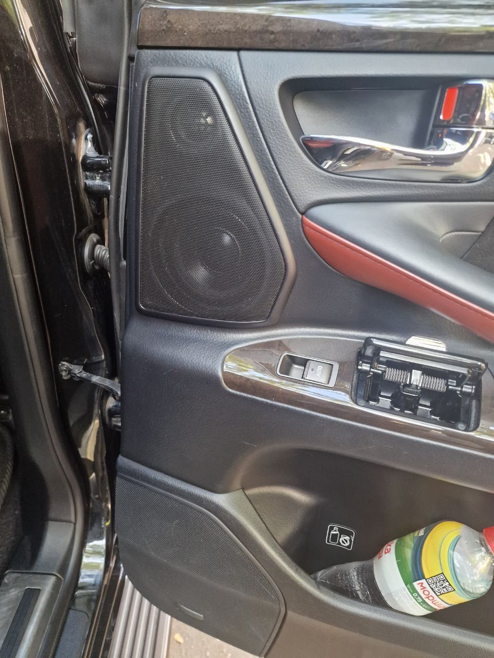 Lexus LX - фото 14