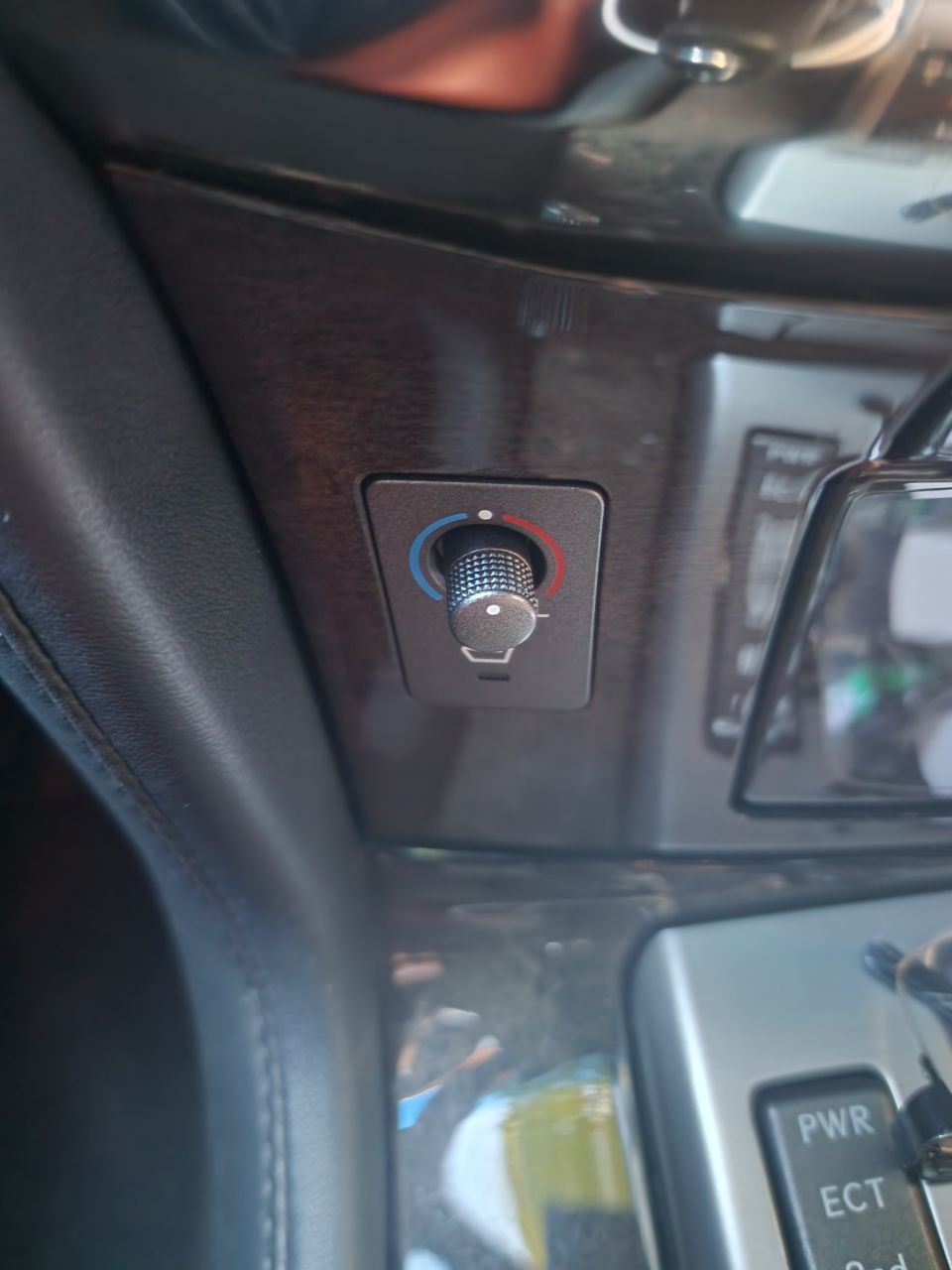 Lexus LX - фото 26