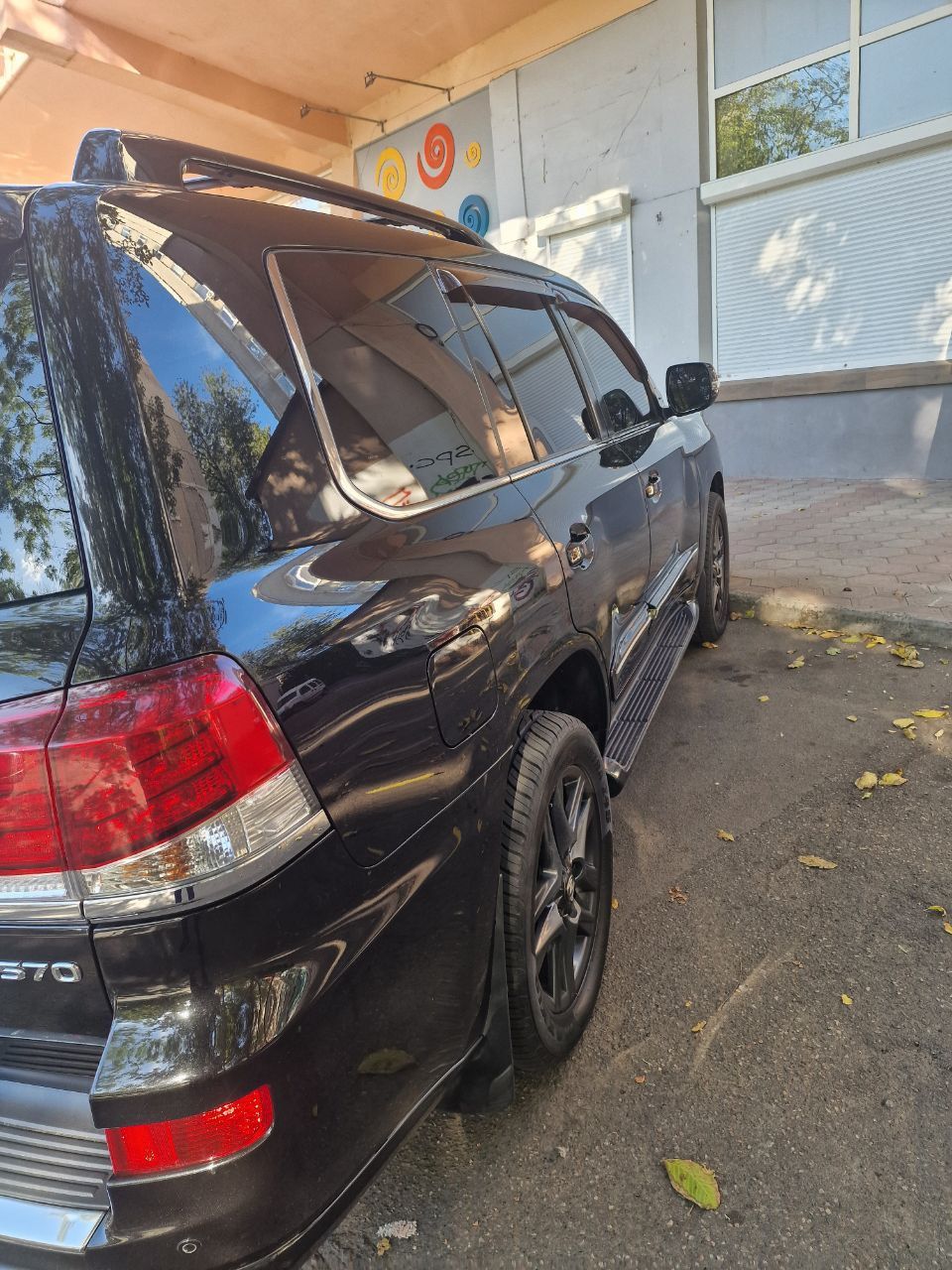 Lexus LX - фото 6