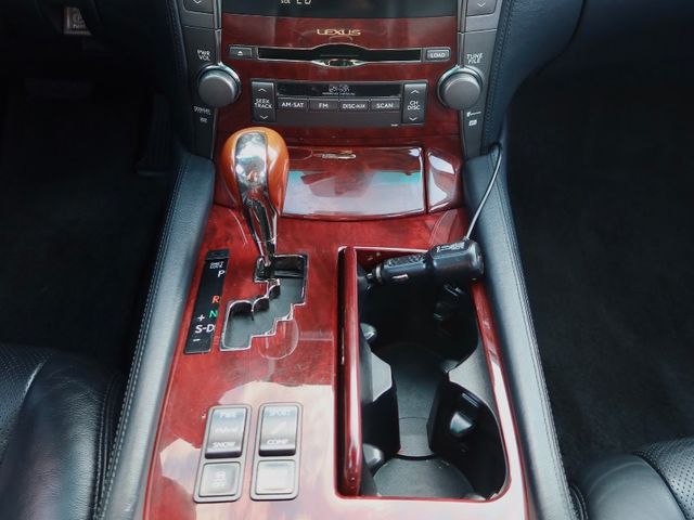 Lexus LS - зображення 3