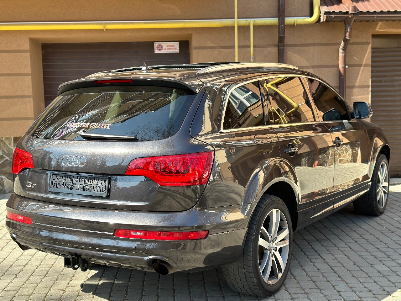 Audi Q7 - фото 6
