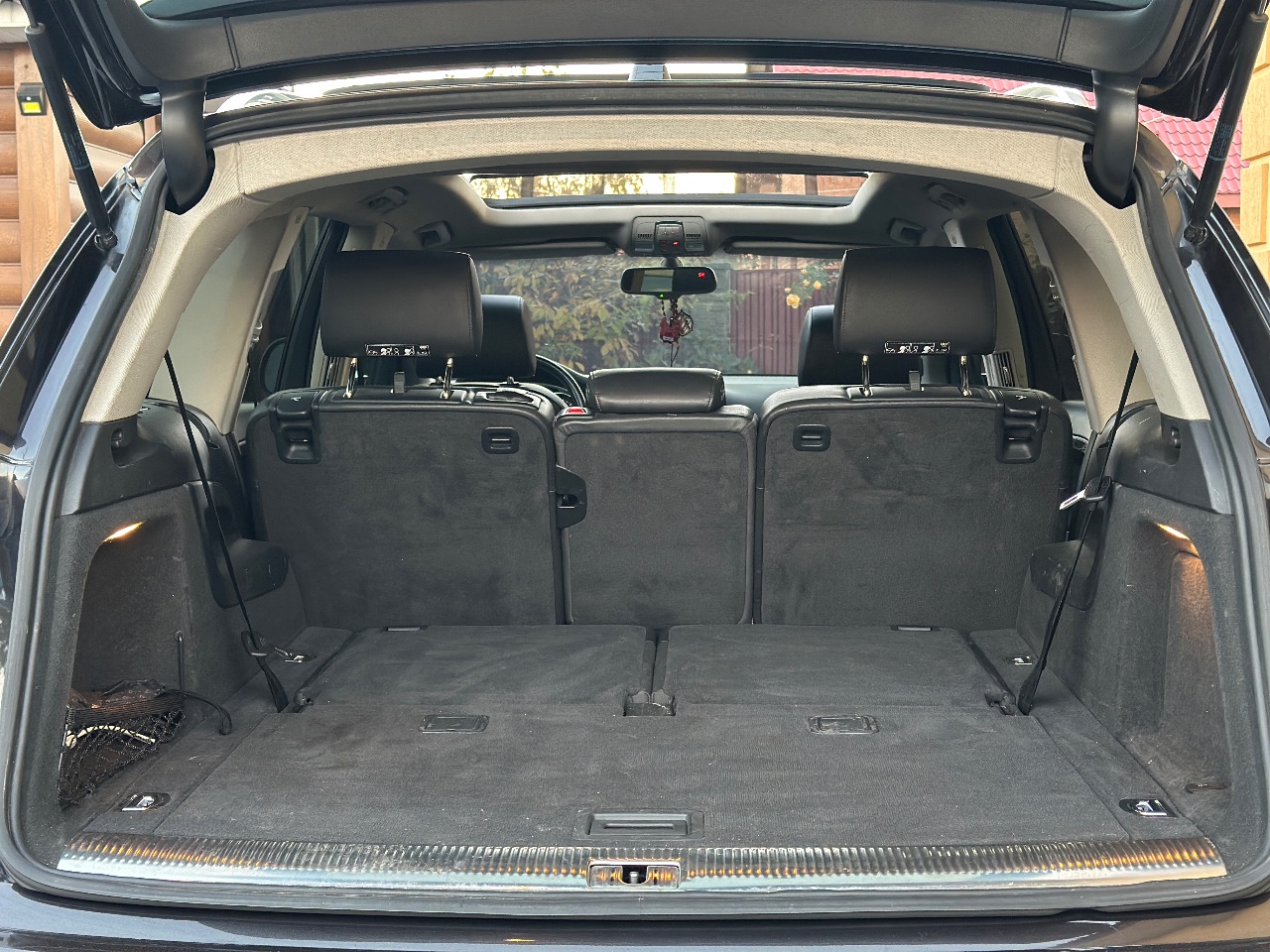 Audi Q7 - фото 17