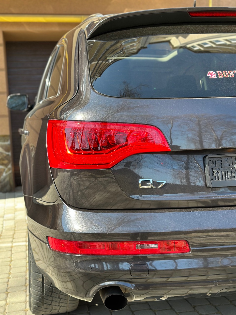 Audi Q7 - фото 9