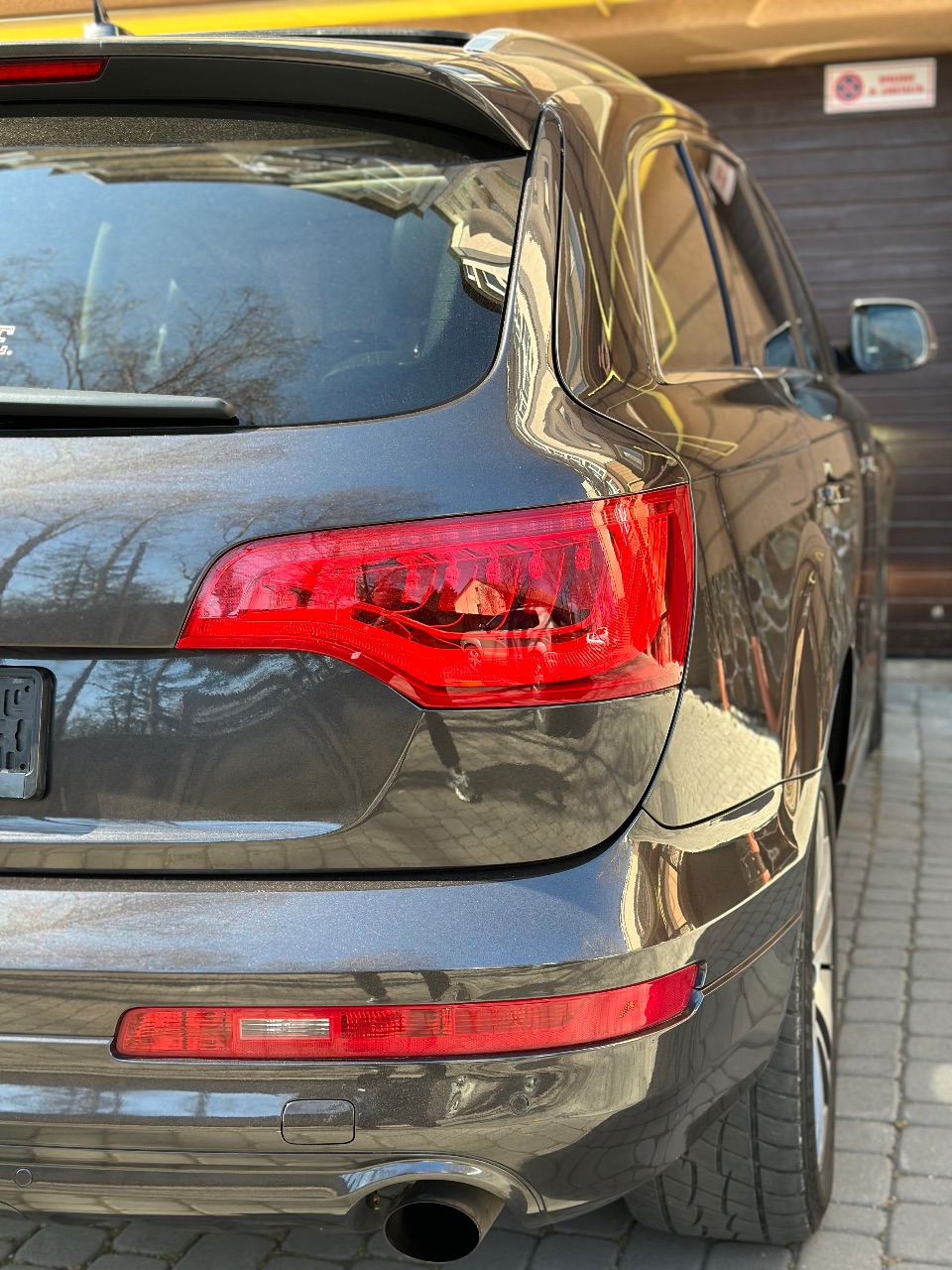 Audi Q7 - фото 8