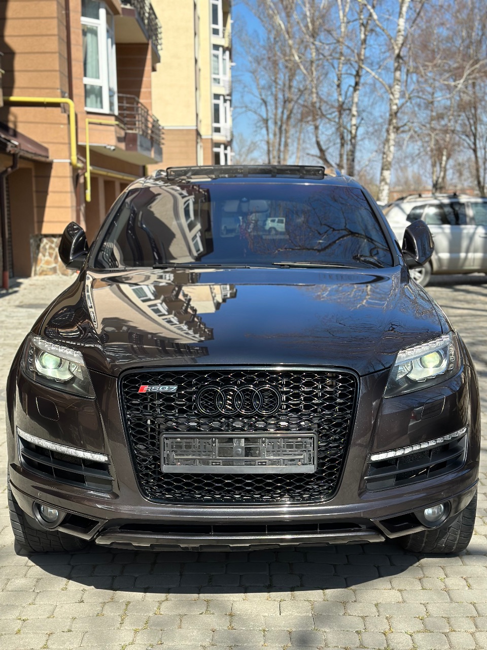 Audi Q7 - фото 2