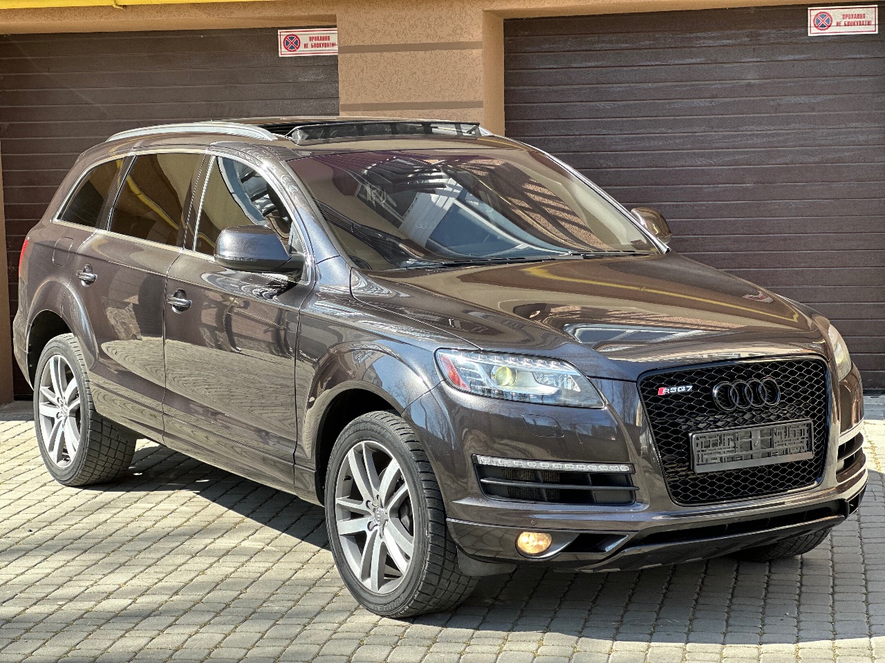 Audi Q7 - фото 4
