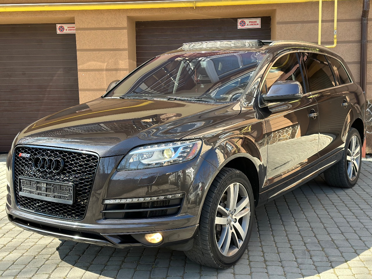 Audi Q7 - фото 3