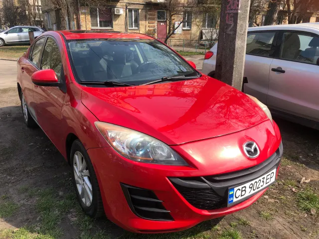 Mazda 3 - фото 1