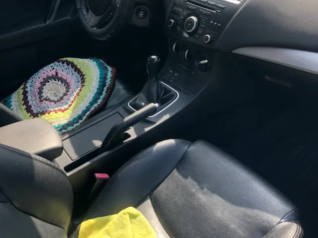 Mazda 3 - фото 3