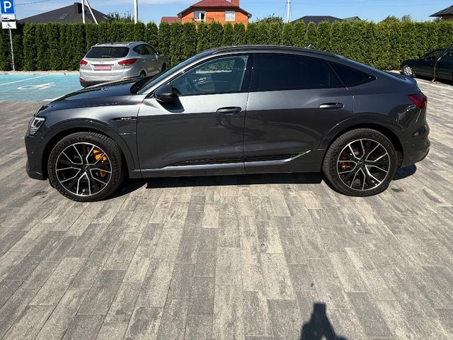 Audi e-tron Sportback - фото 5