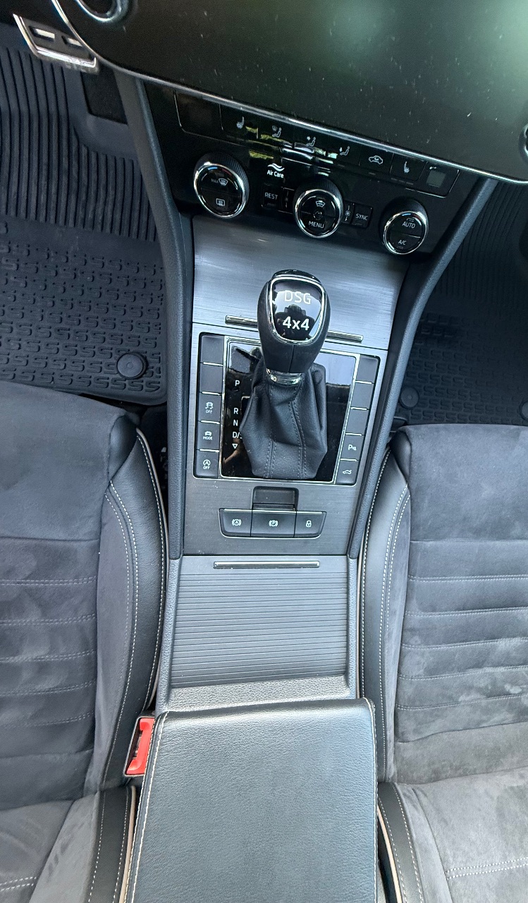 Skoda Superb - фото 26