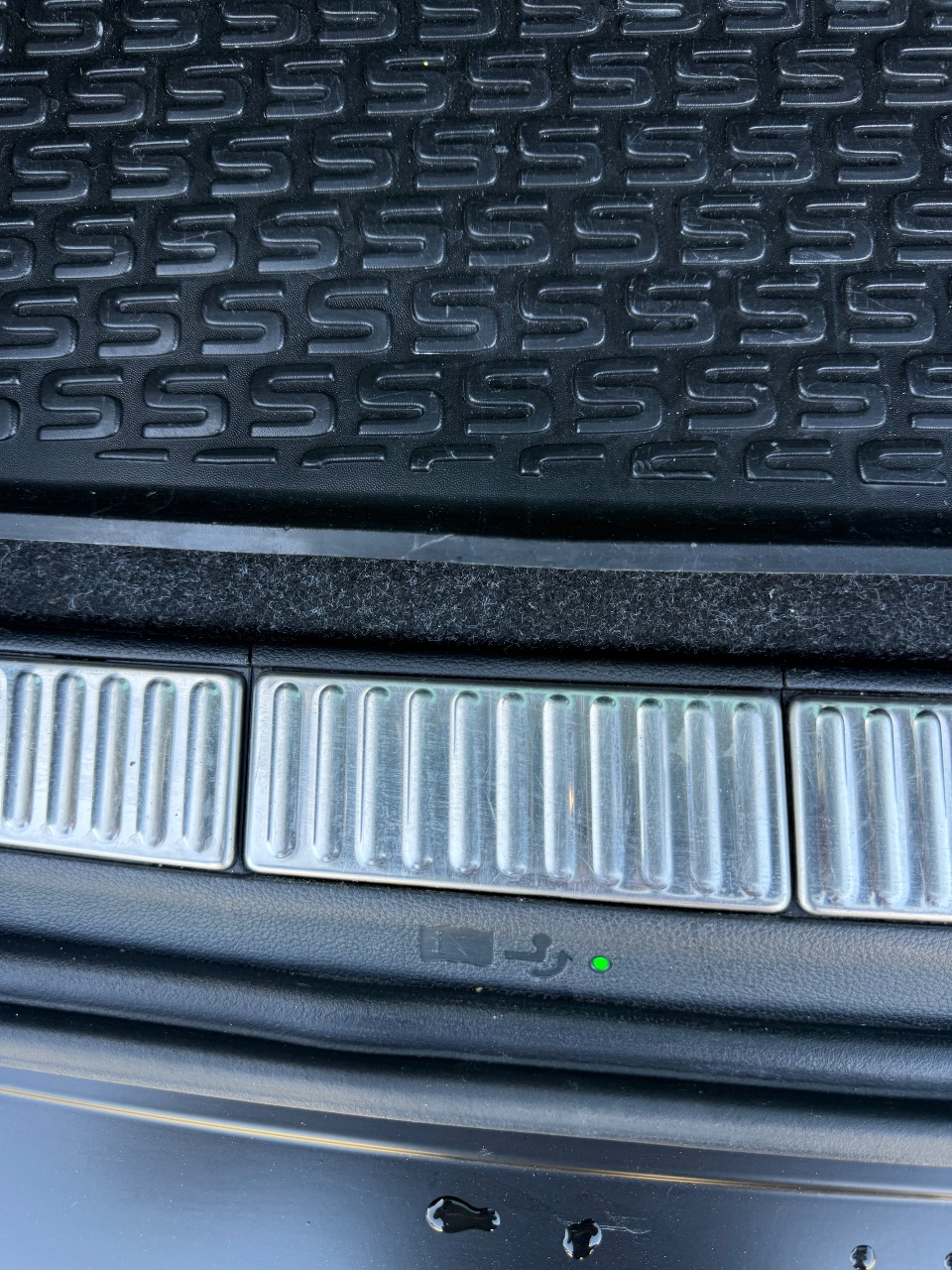 Skoda Superb - фото 37