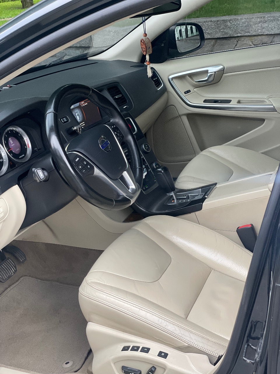 Volvo S60 - фото 7