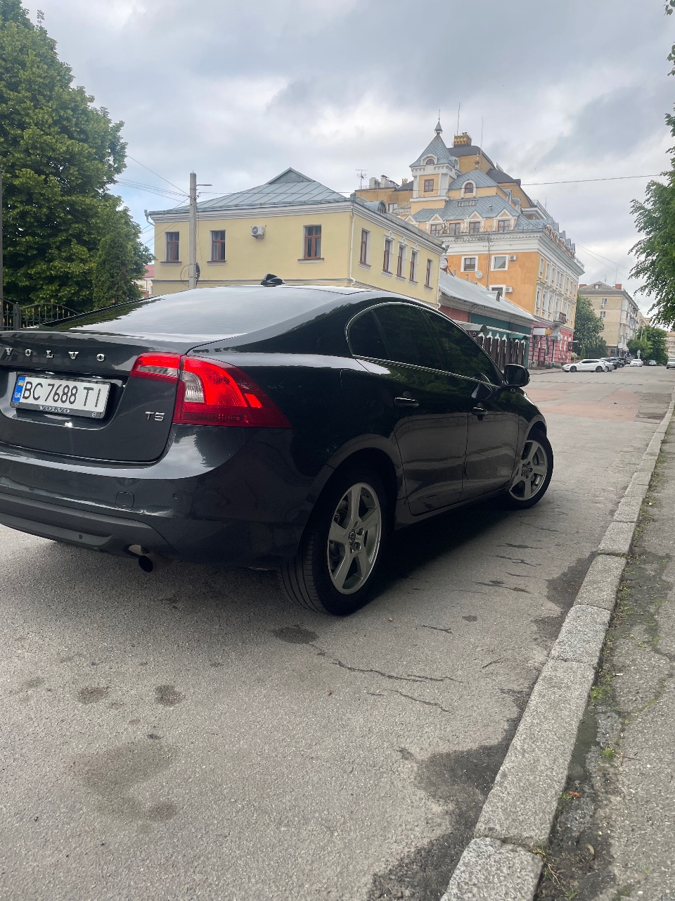 Volvo S60 - фото 3