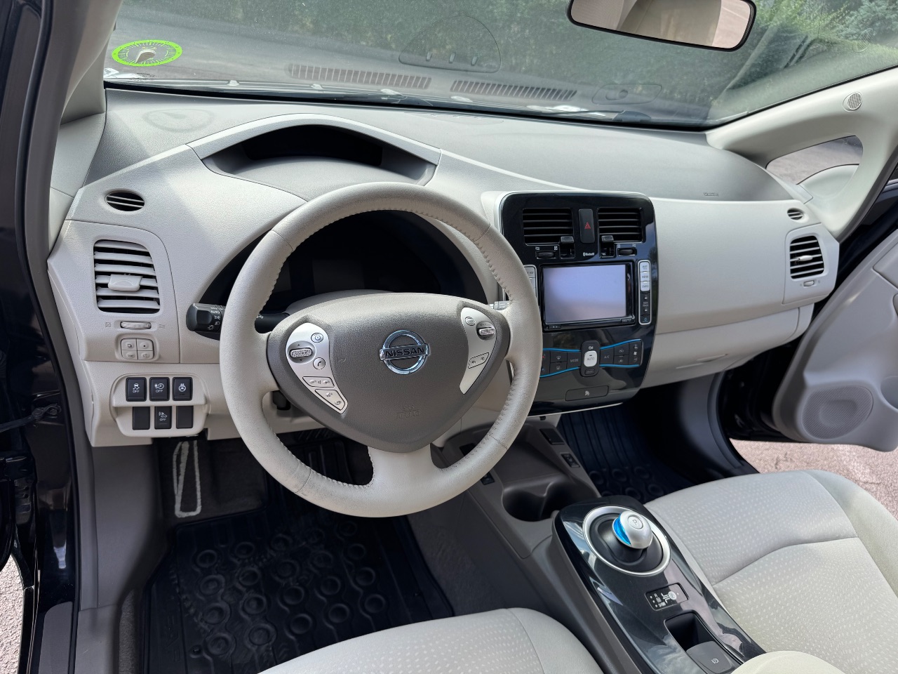 Nissan Leaf - фото 7