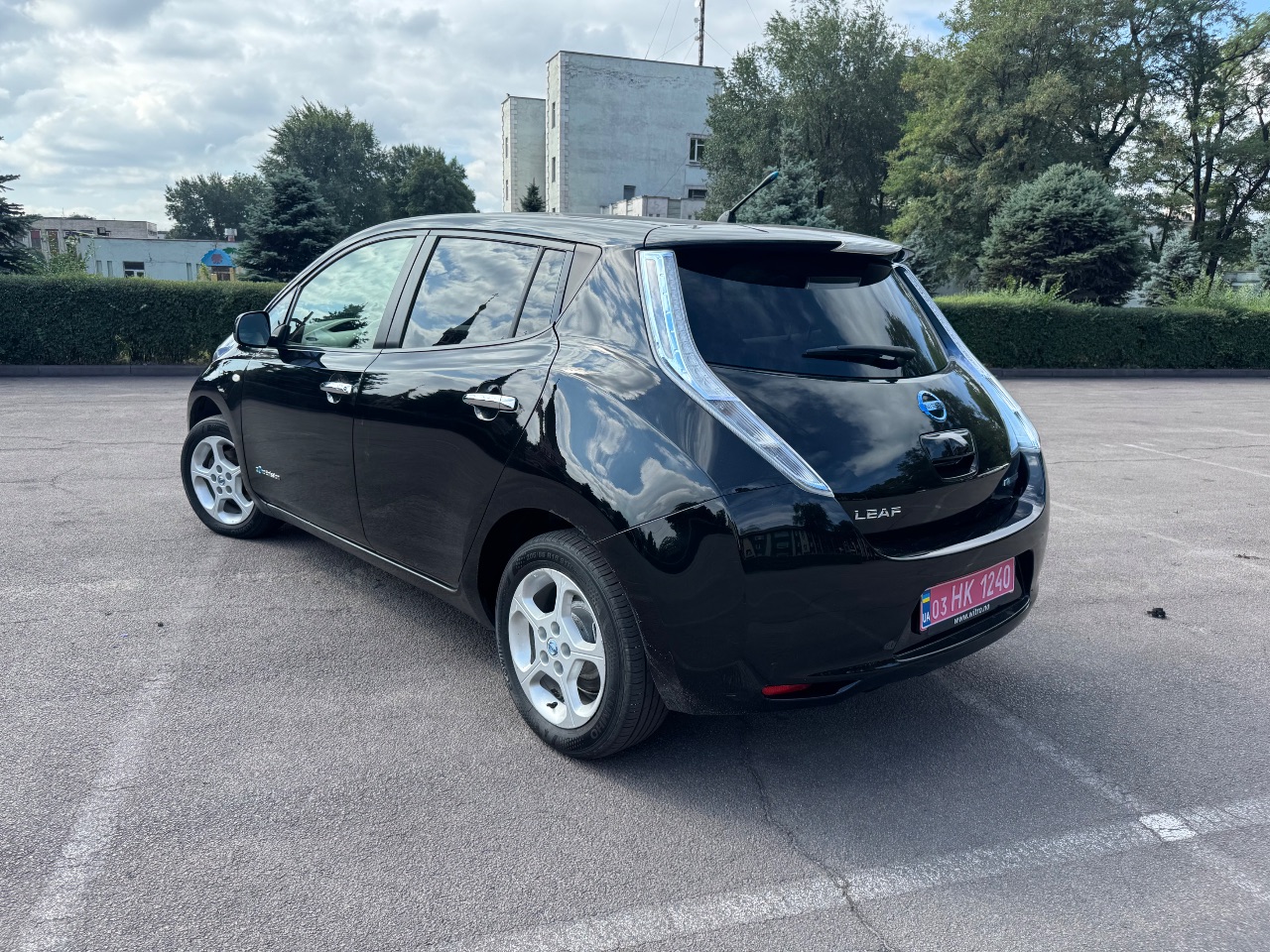 Nissan Leaf - фото 4