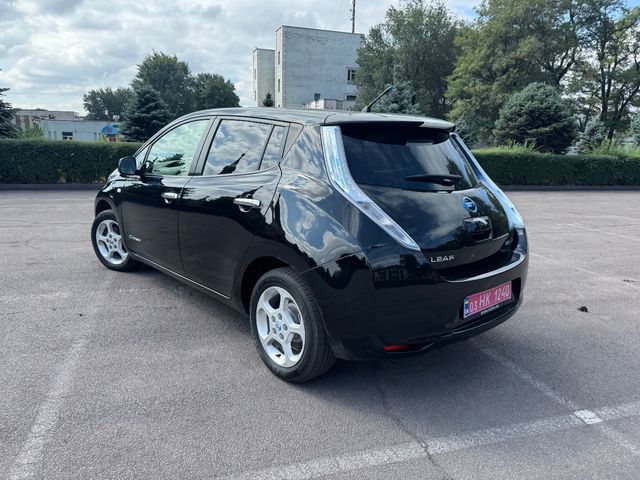 Nissan Leaf - фото 4