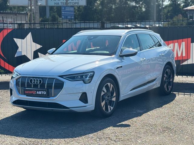 Audi e-tron - фото 3
