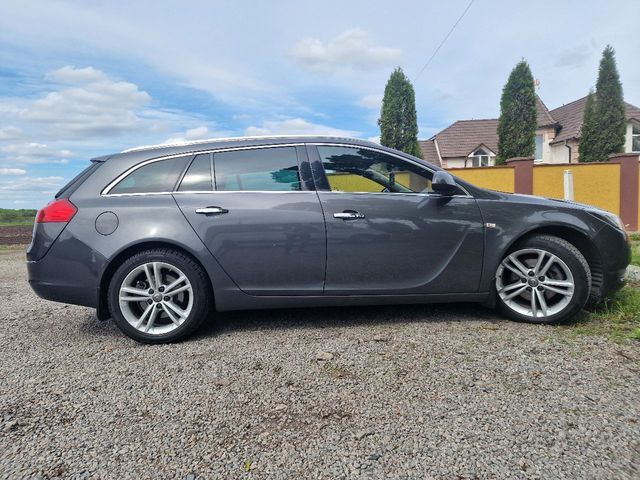 Opel Insignia - фото 5