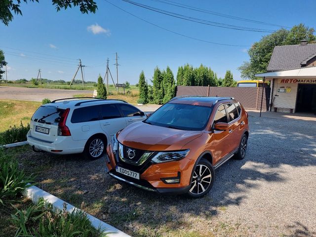 Nissan Rogue - фото 1