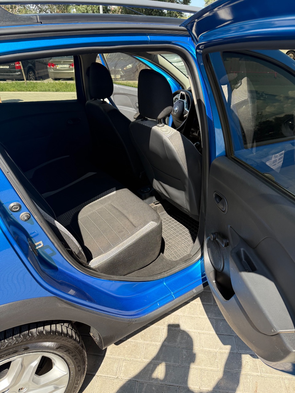 Renault Sandero - фото 14