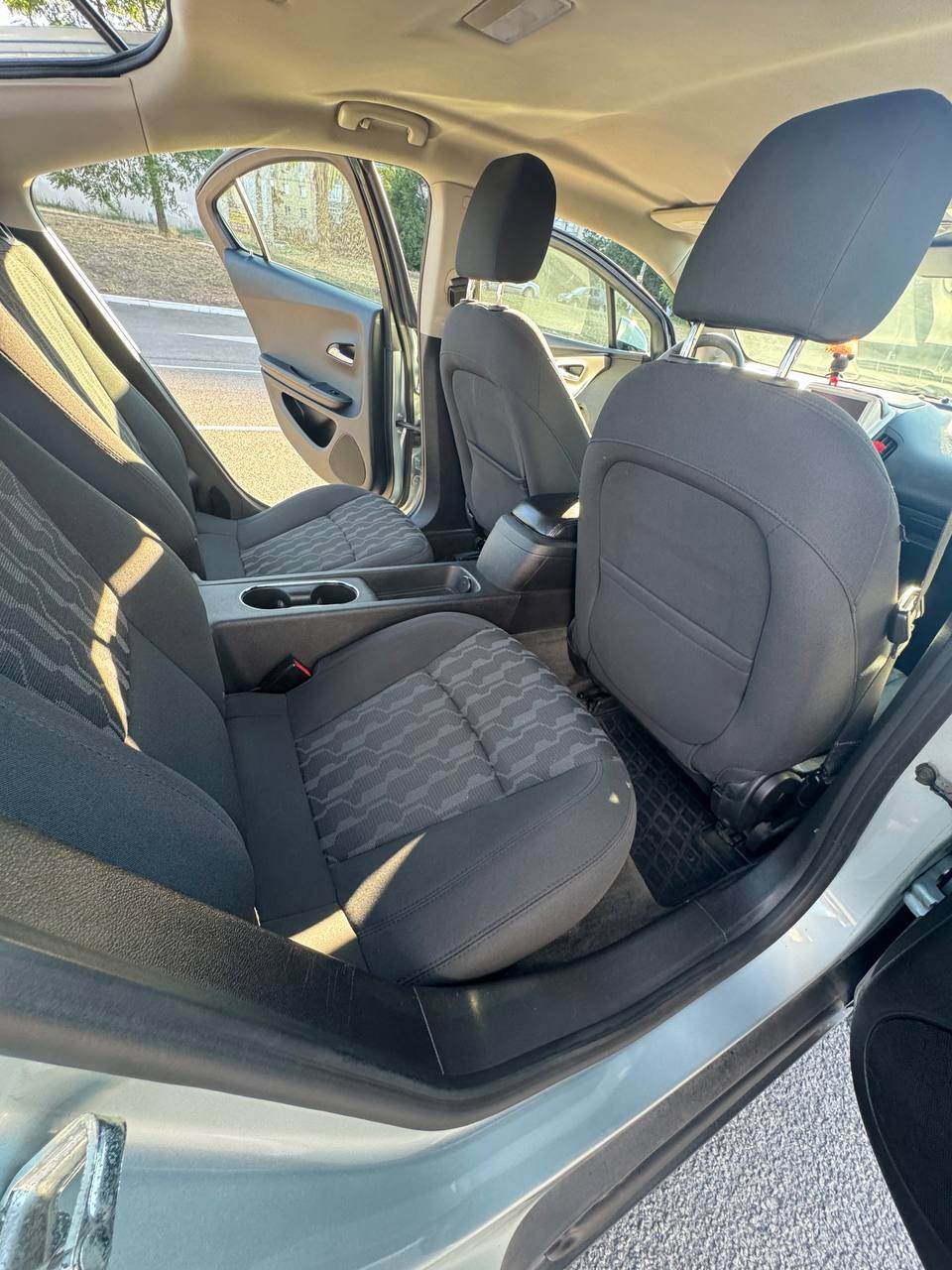 Chevrolet Volt - фото 19