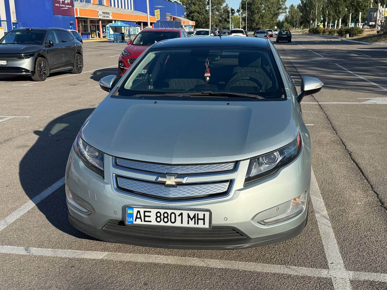 Chevrolet Volt - фото 1