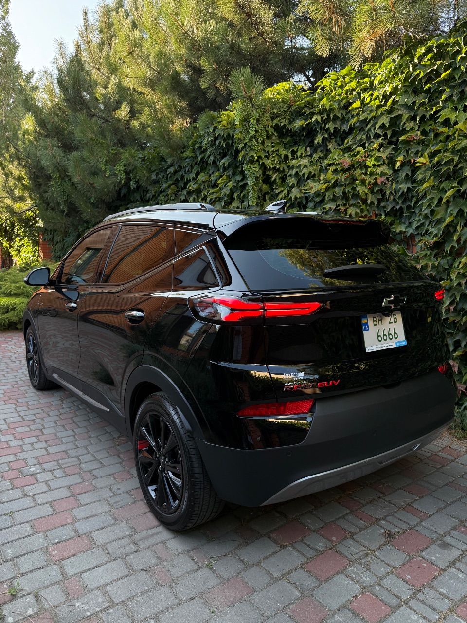 Chevrolet Bolt EUV - фото 2