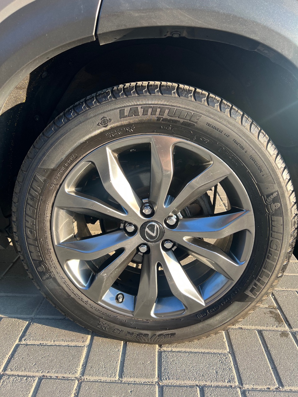 Lexus NX - фото 18