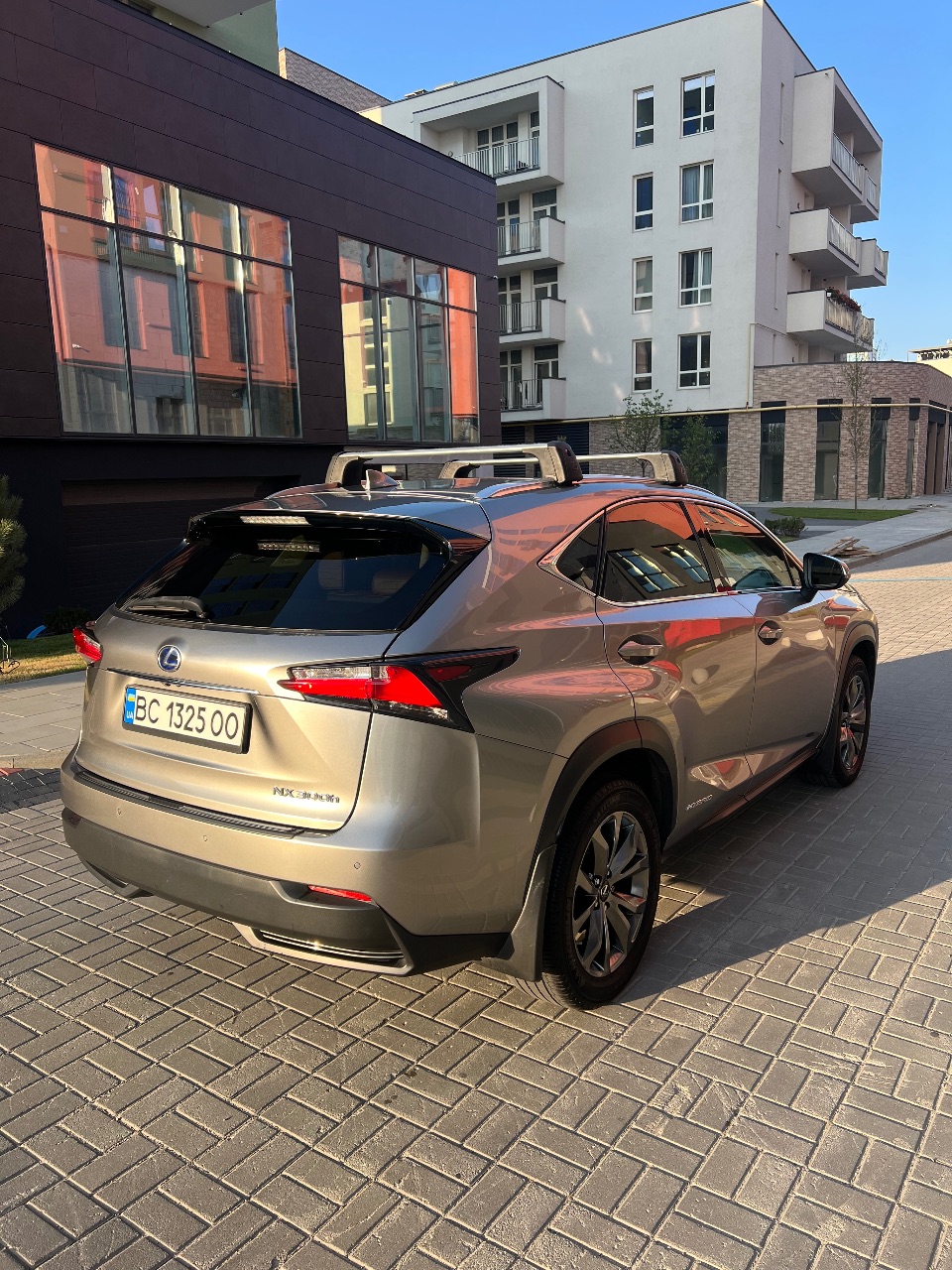 Lexus NX - фото 4