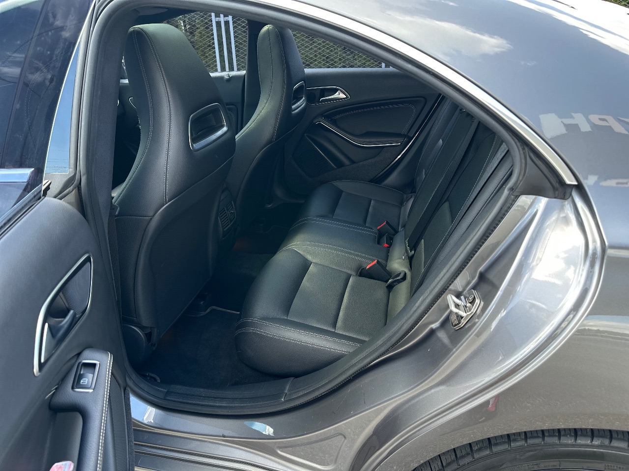 Mercedes-Benz CLA - фото 11