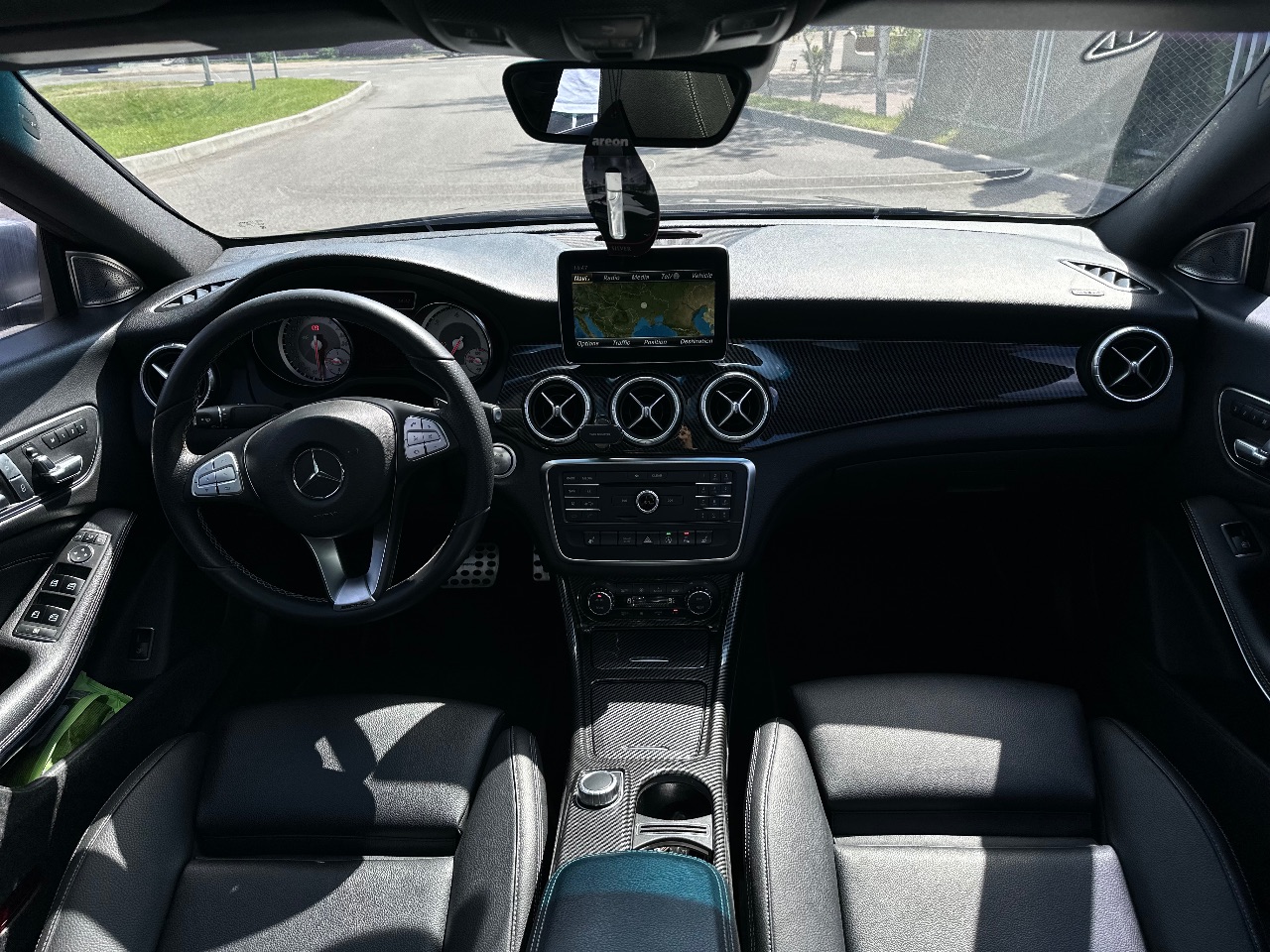 Mercedes-Benz CLA - фото 14