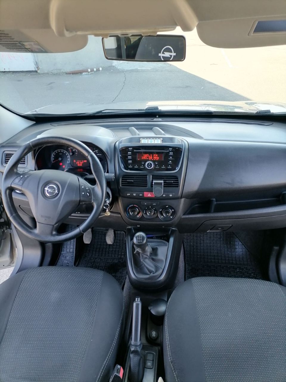 Opel Combo - фото 5