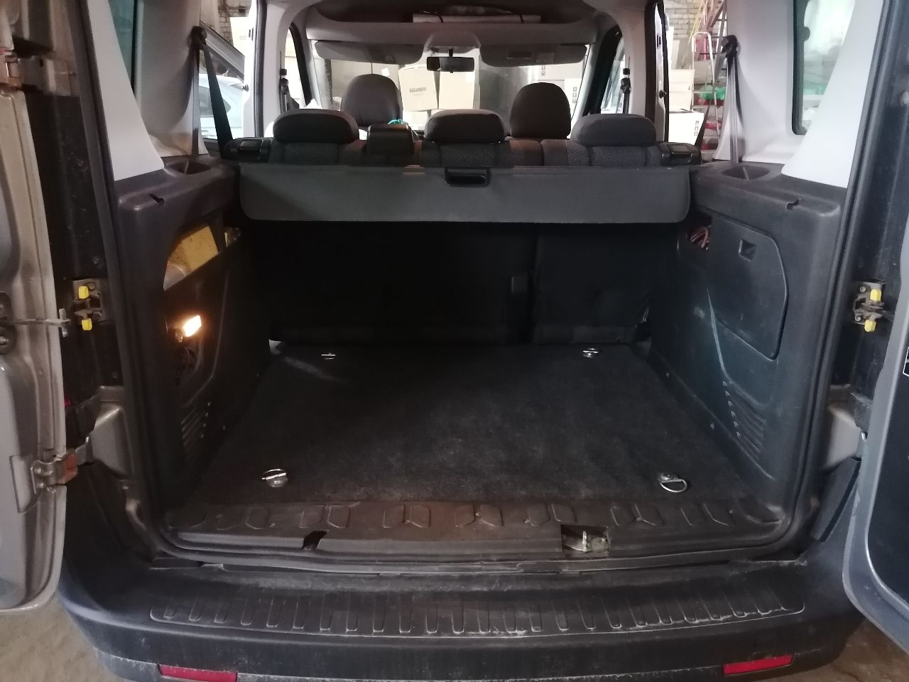 Opel Combo - фото 20