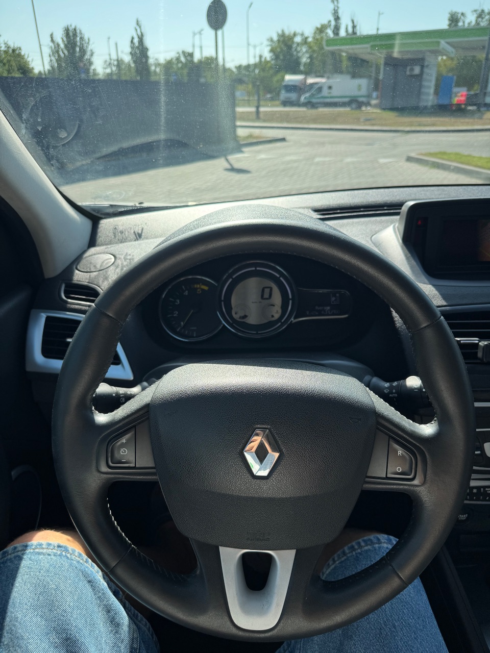 Renault Megane - фото 5