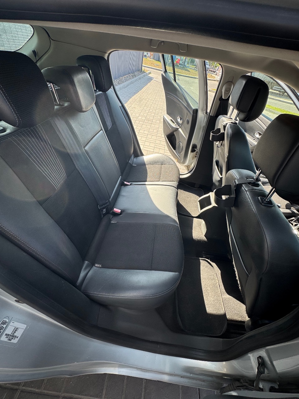 Renault Megane - фото 10