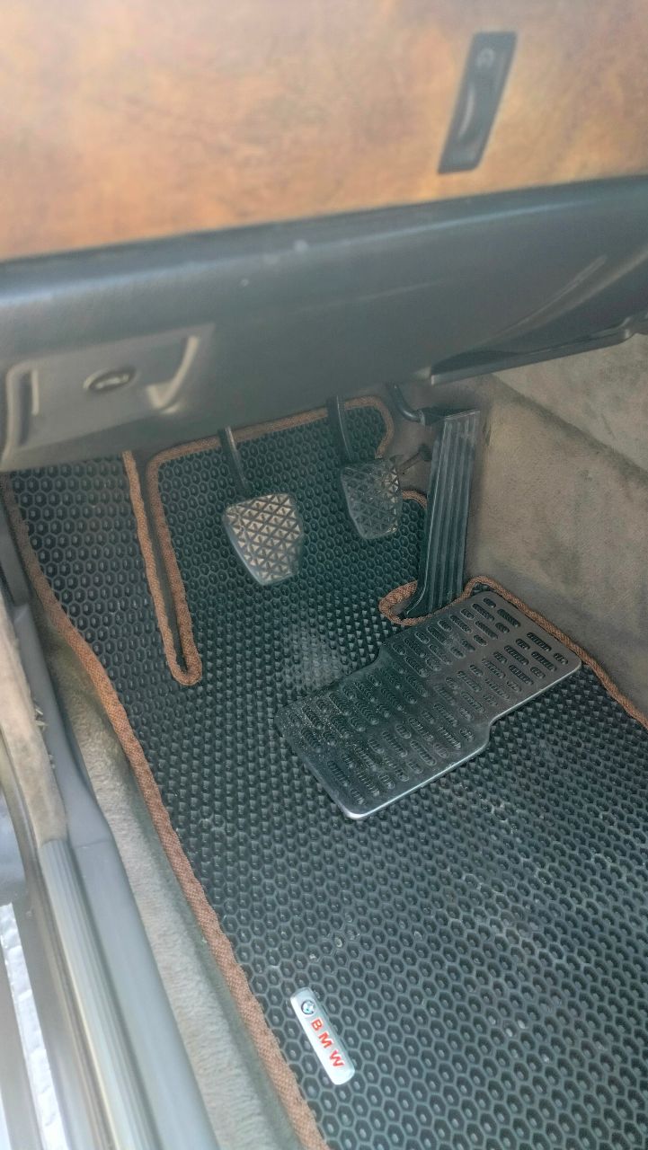 BMW 7 серії - фото 16