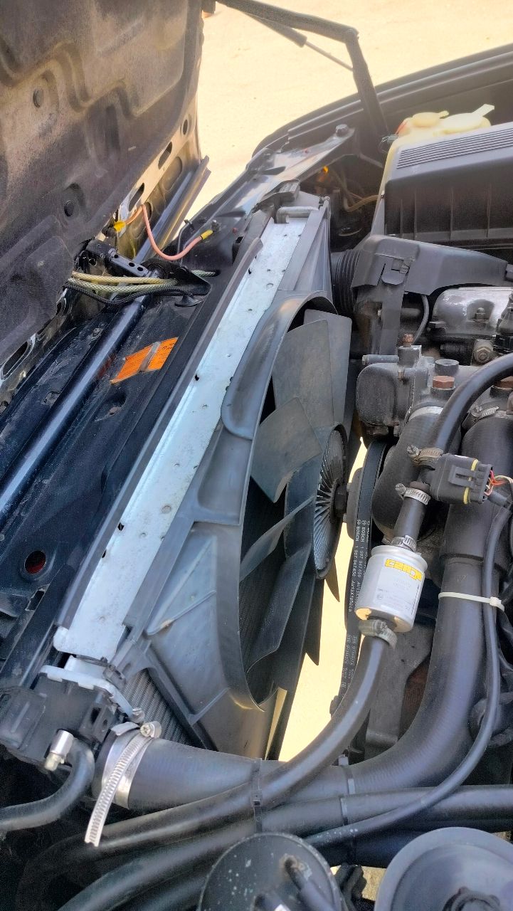 BMW 7 серії - фото 29