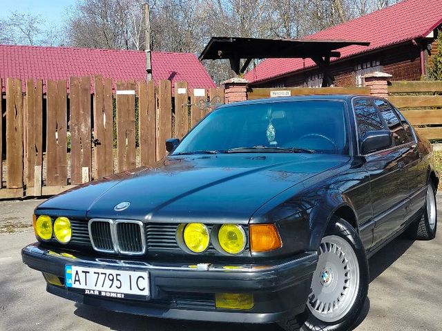 BMW 7 серії - фото 1