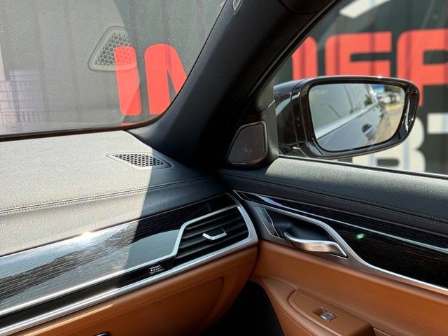 BMW 7 серії - зображення 5