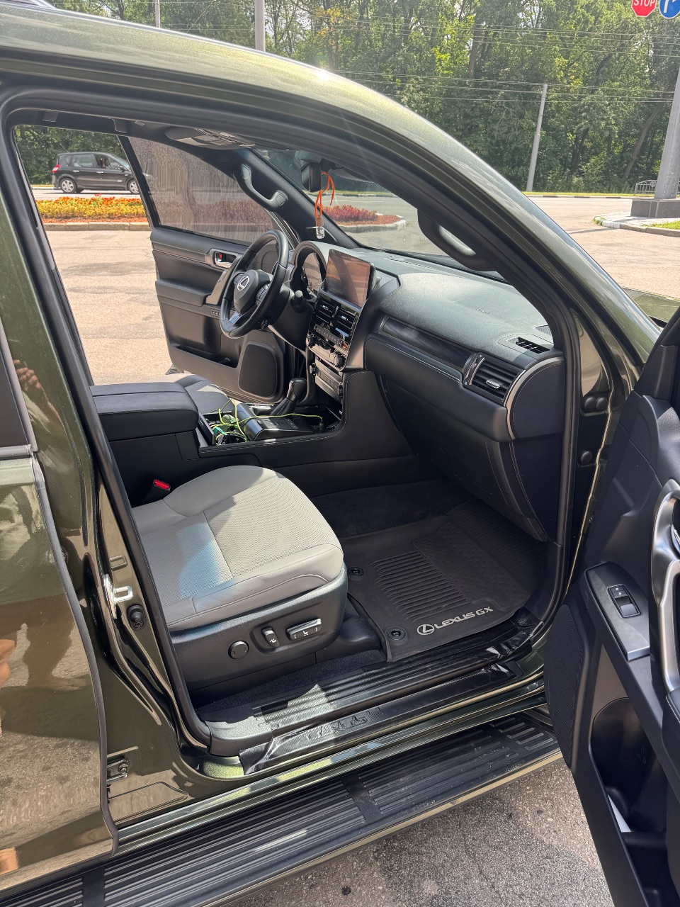 Lexus GX - фото 23