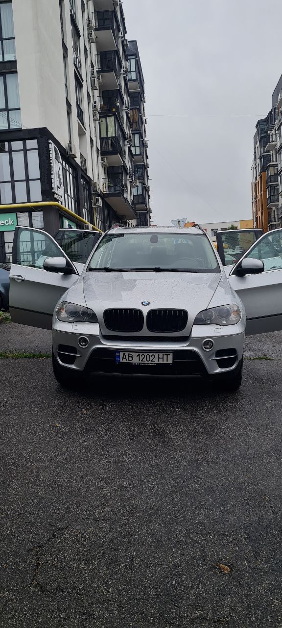 BMW X5 - фото 17